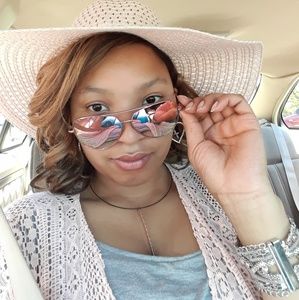 Meet your Posher, Chantelle